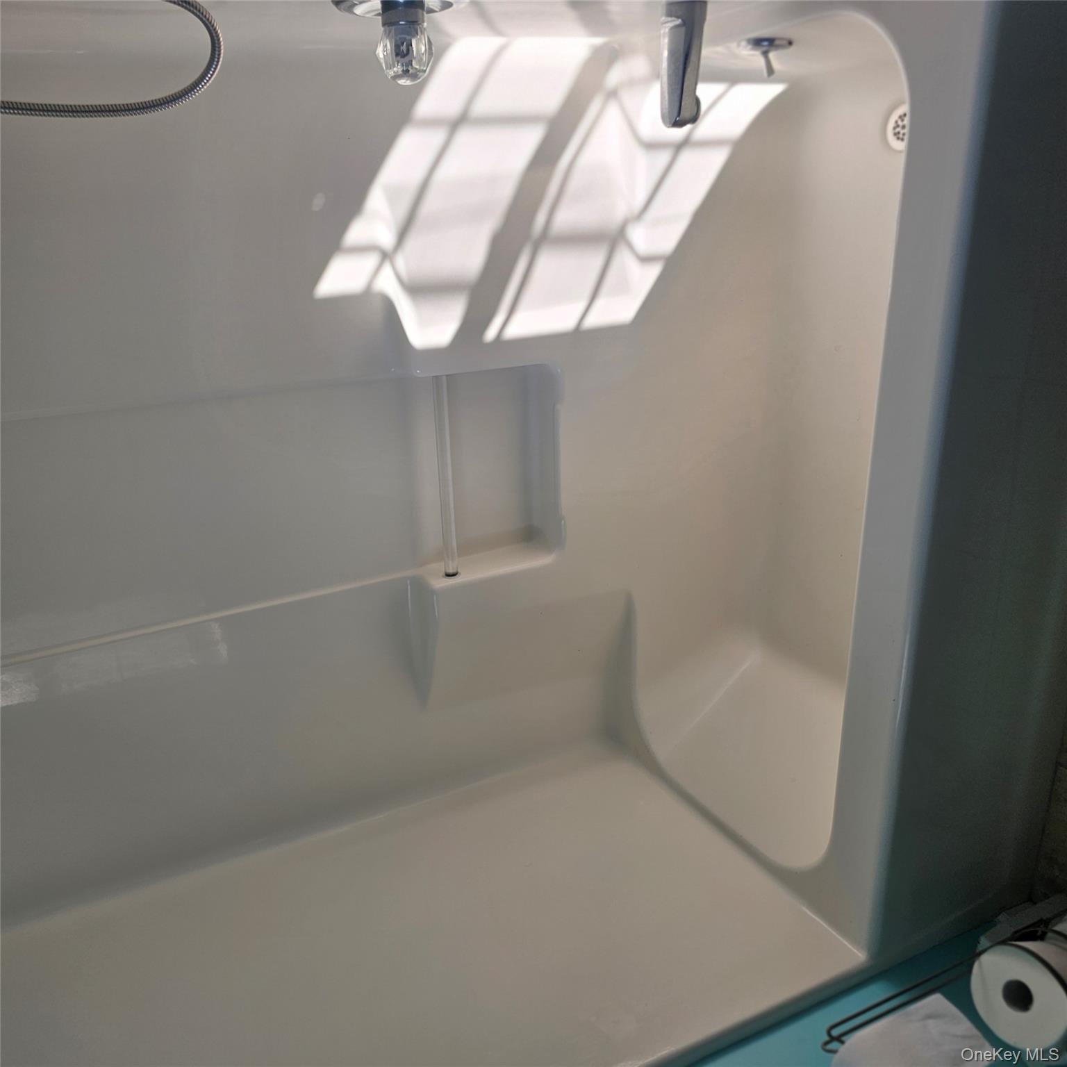 235 Maples Road Middletown, NY 10940 - Photo 21 of 34 View of full bath