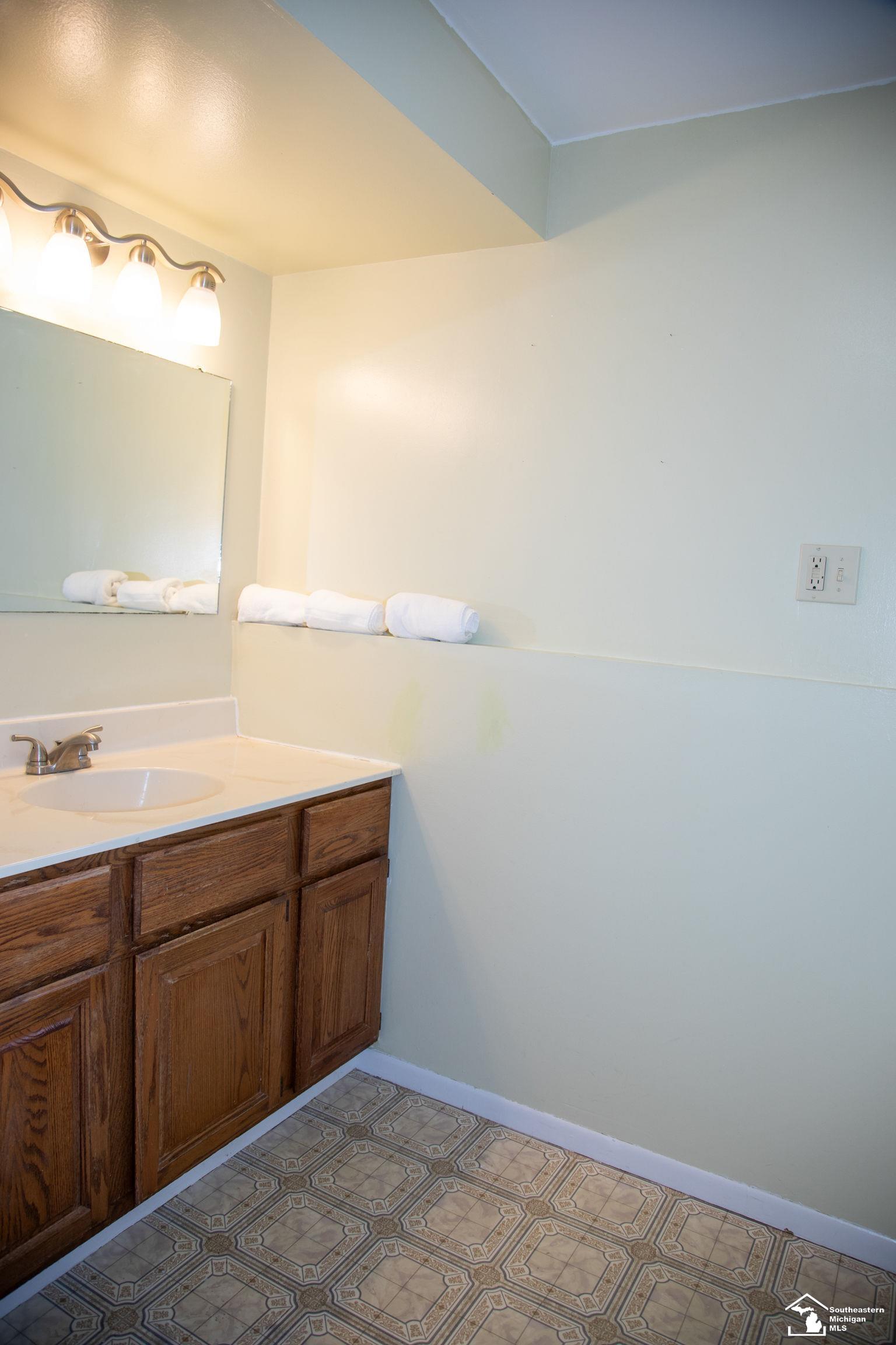 3170 Heiss Road Monroe, MI 48162 - Photo 17 of 23