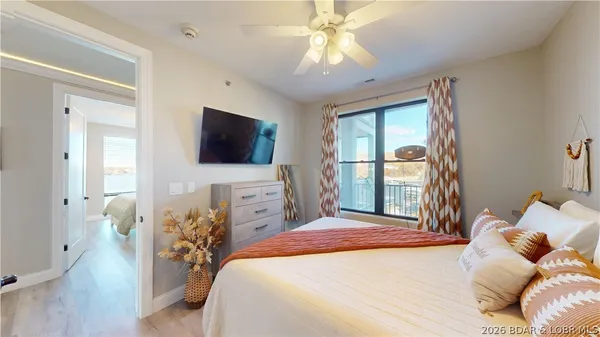 $795,000 | 1065 Topsider Lane, Unit 301, Osage Beach, MO 65065