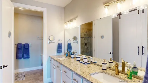 $795,000 | 1065 Topsider Lane, Unit 301, Osage Beach, MO 65065