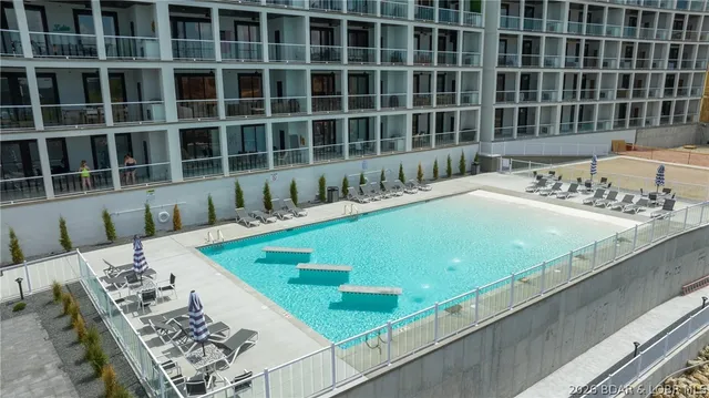 $849,900 | 1065 Topsider Lane, Unit 301, Osage Beach, MO 65065