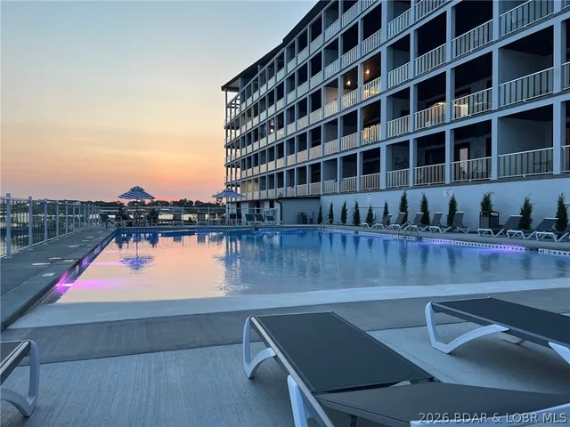 $849,900 | 1065 Topsider Lane, Unit 301, Osage Beach, MO 65065