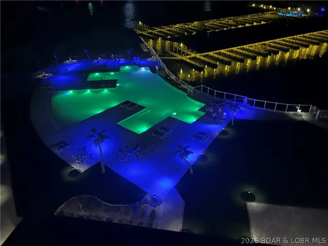 $849,900 | 1065 Topsider Lane, Unit 301, Osage Beach, MO 65065