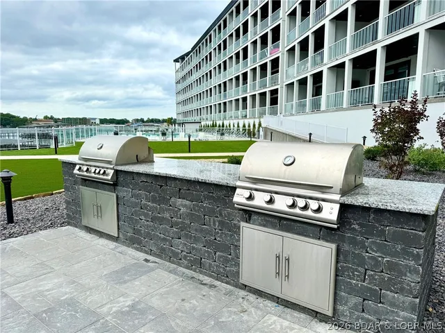 $849,900 | 1065 Topsider Lane, Unit 301, Osage Beach, MO 65065