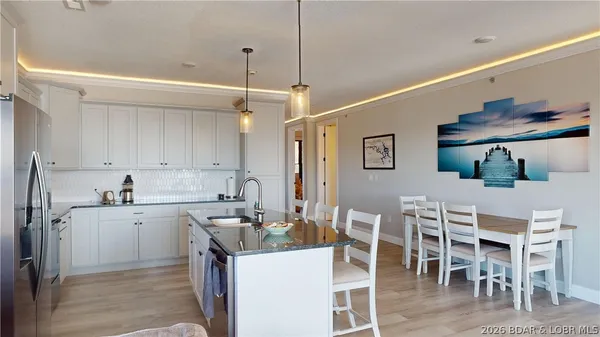 $795,000 | 1065 Topsider Lane, Unit 301, Osage Beach, MO 65065