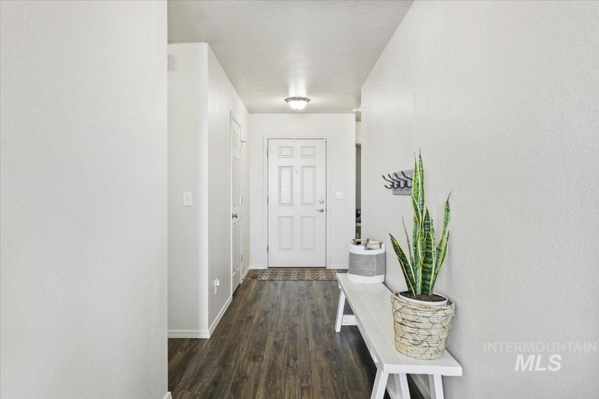 4355 West Newland Street Meridian, ID 83642 - Photo 3 of 37