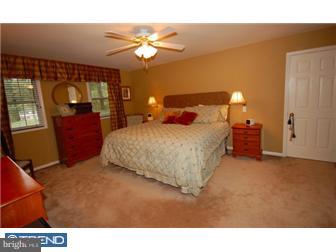 33 Blakely Road Downingtown, PA 19335 - Photo 5 of 11 Gallery Image 5