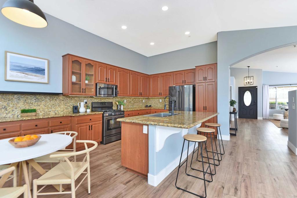 9380 Francis Drive Spring Valley, CA 91977 - Photo 9 of 32