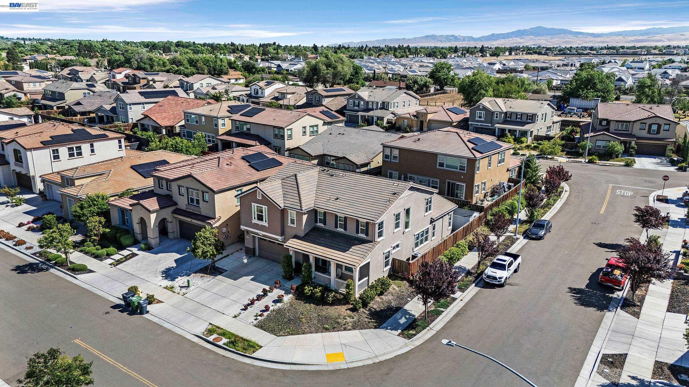 1710 Flora Way Tracy, CA 95376 - Photo 29 of 33