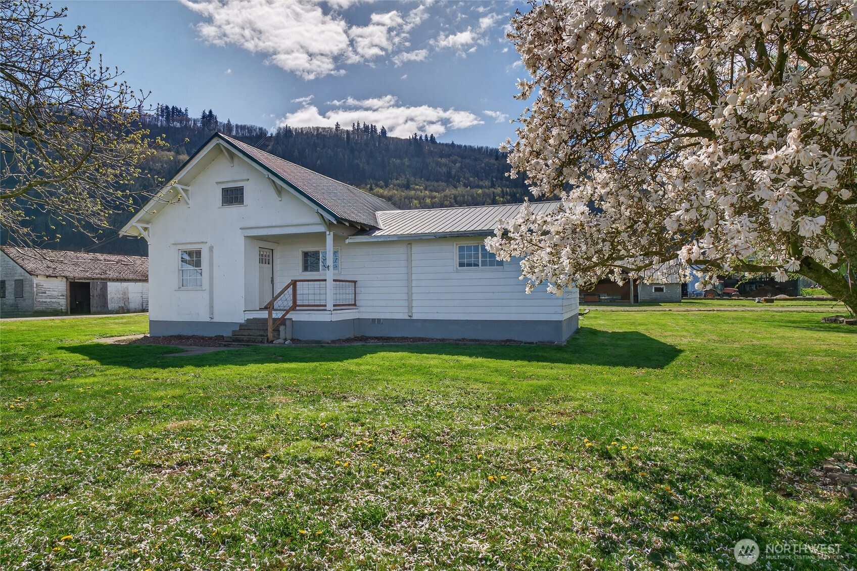 5419 Hillview Road Sumas, WA 98295 - Photo 21 of 38