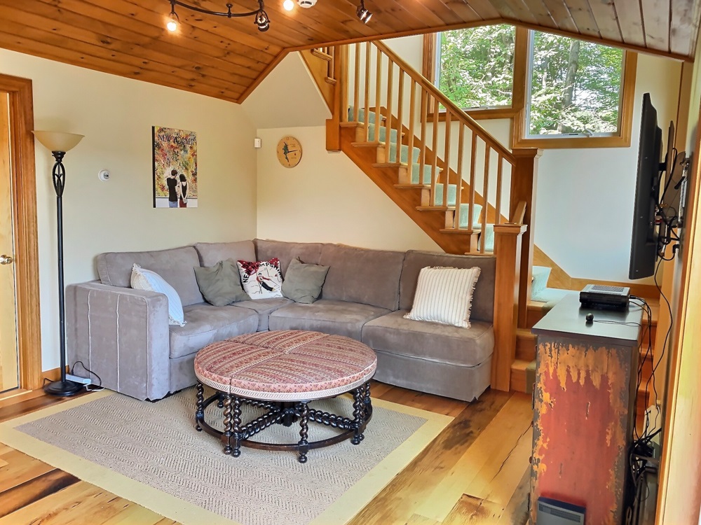 263 Bay Point Road Newbury, NH 03255 - Photo 5 of 28