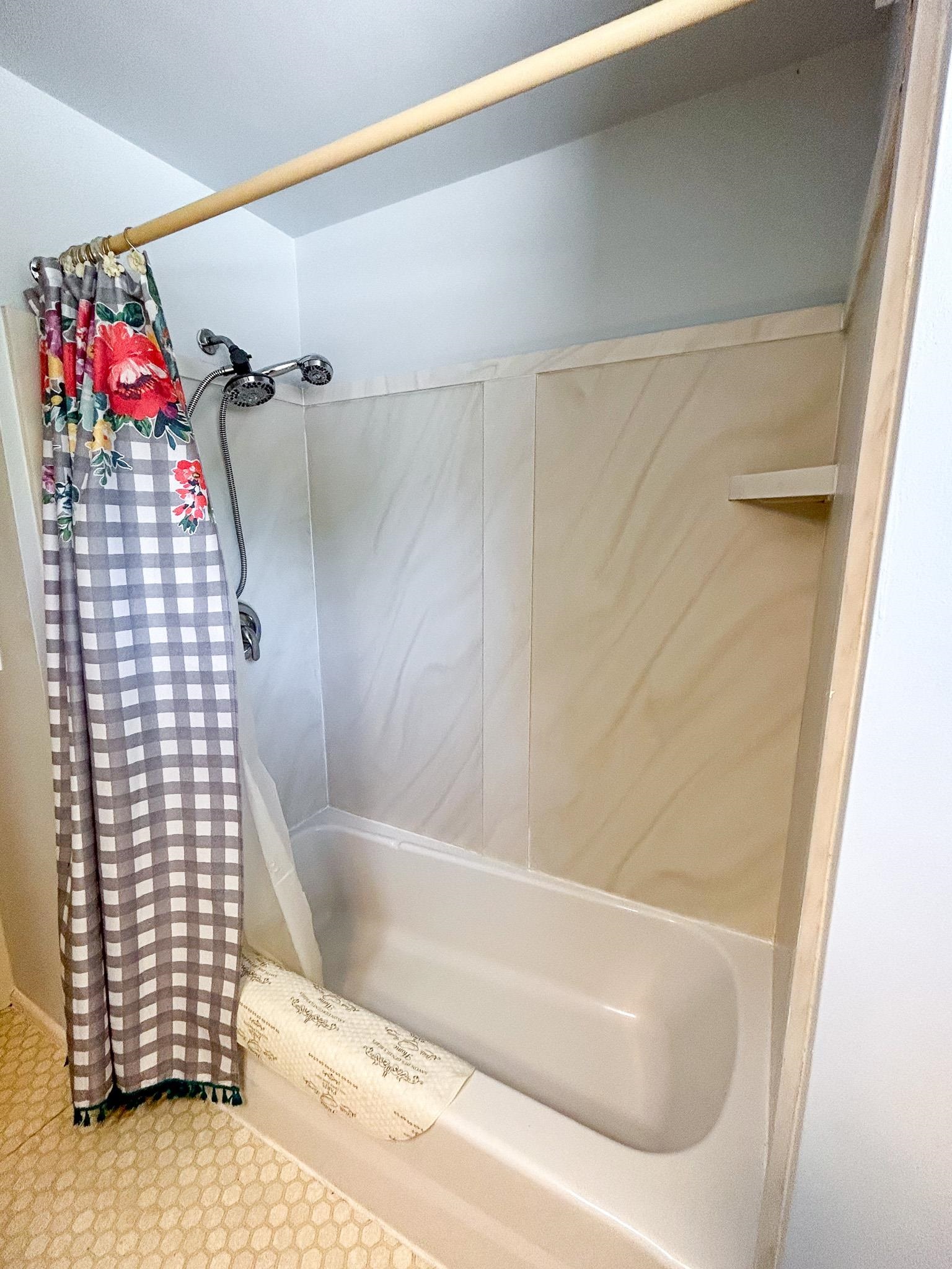 12613 Holly Road Grand Blanc, MI 48439 - Photo 22 of 31 50182311-81e18483-1721-4690-bfae-a9cb04ebc2e4.JPG