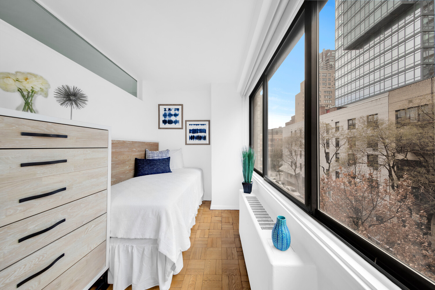 345 East 73rd Street, Unit 5E Manhattan, NY 10021 - Photo 7 of 9