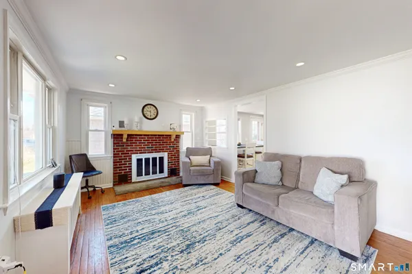 $418,000 | 7 Ivy Lane, Danbury, CT 06811
