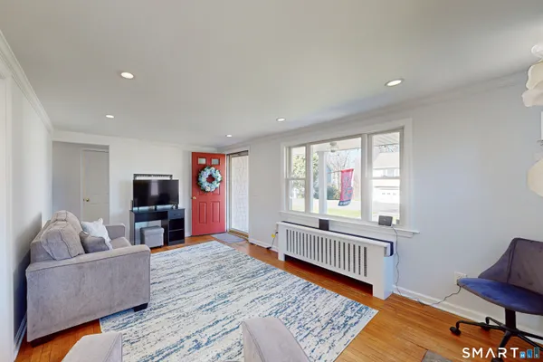 $418,000 | 7 Ivy Lane, Danbury, CT 06811