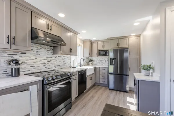 $418,000 | 7 Ivy Lane, Danbury, CT 06811