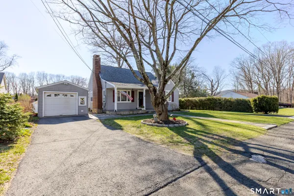$418,000 | 7 Ivy Lane, Danbury, CT 06811