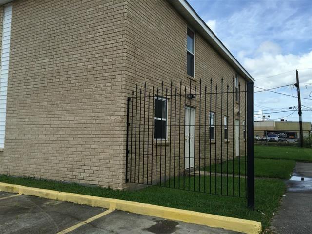 1116 Crape Myrtle Lane, Unit 20 Harvey, LA 70058 - Photo 1 of 15