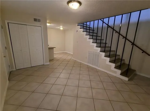 $850 | 1116 Crape Myrtle Lane, Unit 20, Harvey, LA 70058