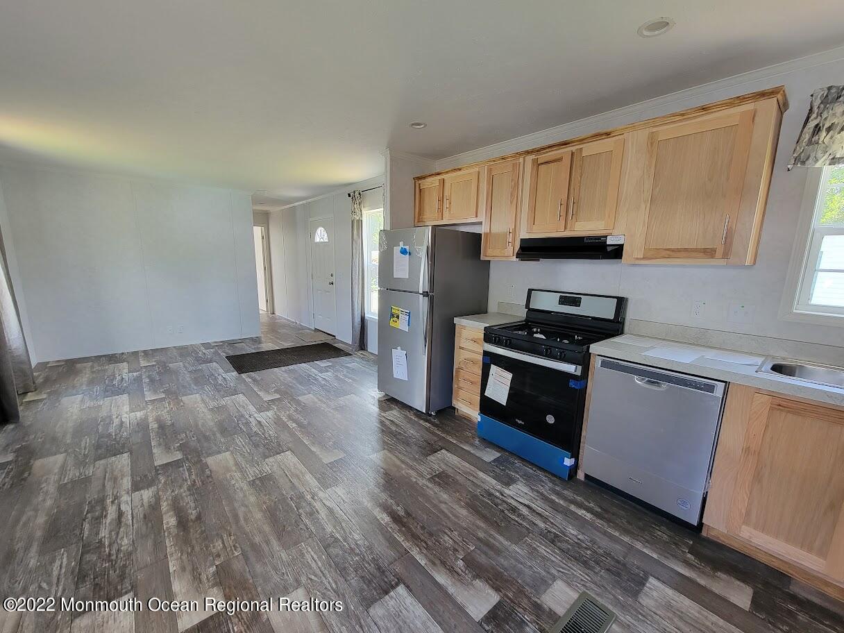 46 Jones Mill Road, Unit 213 Wrightstown, NJ 08562 - Photo 3 of 15 20220811_121907