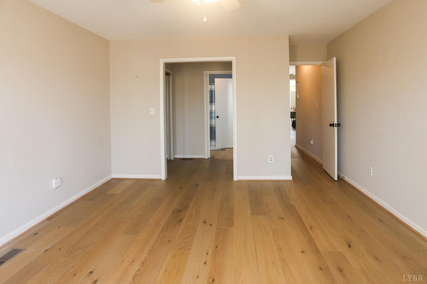412 Oak Point Road Forest, VA 24551 - Photo 12 of 45 Gallery Image 12