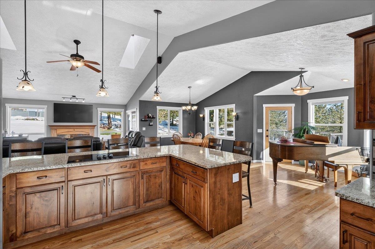 6802 South Conklin Road Greenacres, WA 99016 - Photo 12 of 49