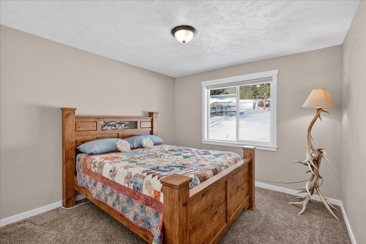 6802 South Conklin Road Greenacres, WA 99016 - Photo 16 of 49