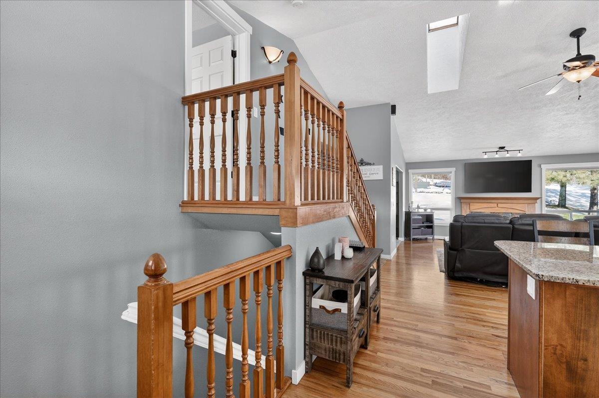 6802 South Conklin Road Greenacres, WA 99016 - Photo 8 of 49