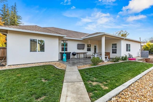 $724,900 | 678 Colusa Highway, Gridley, CA 95948