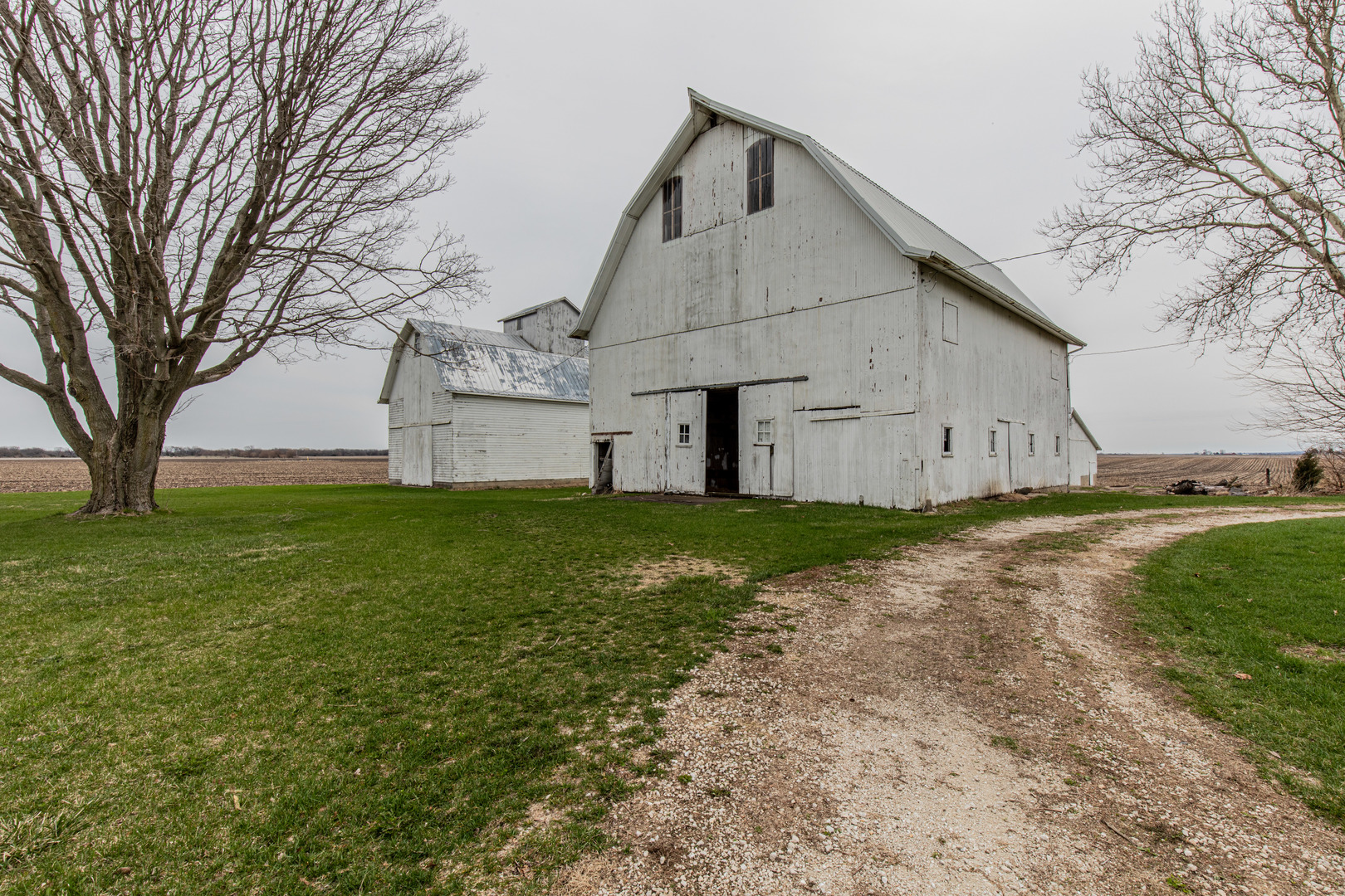 16606 West Backbone Road Princeton, IL 61356 - Photo 33 of 40 a view of a house with a yard