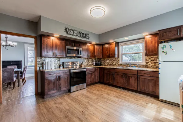 $379,900 | 16606 West Backbone Road, Princeton, IL 61356