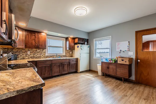 $379,900 | 16606 West Backbone Road, Princeton, IL 61356