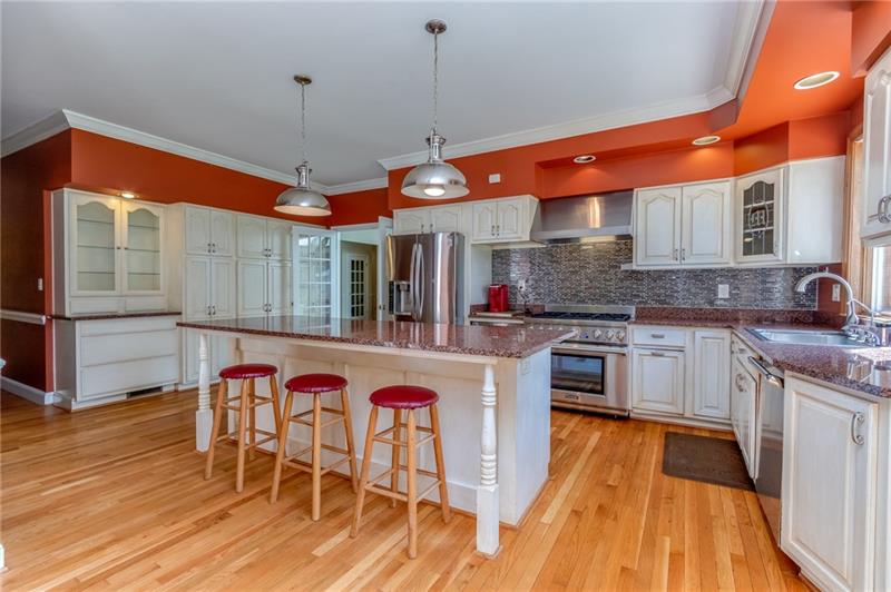 4685 Dutch Ridge Road Beaver, PA 15009 - Photo 11 of 25