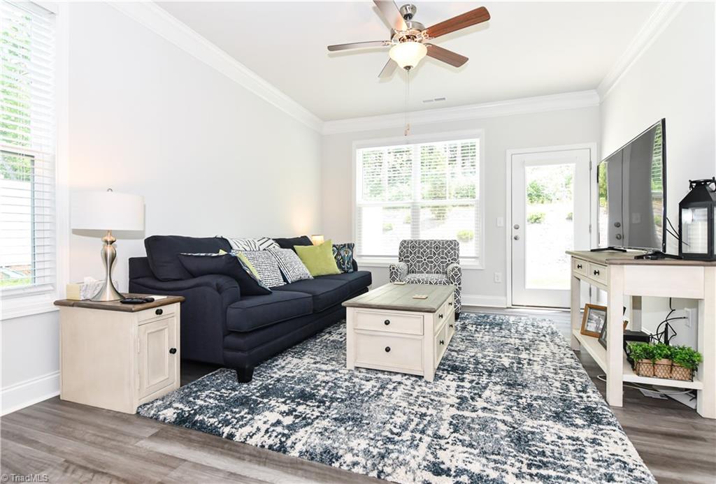 32 Finley Ridge Way Greensboro, NC 27455 - Photo 6 of 38 Gallery Image 6