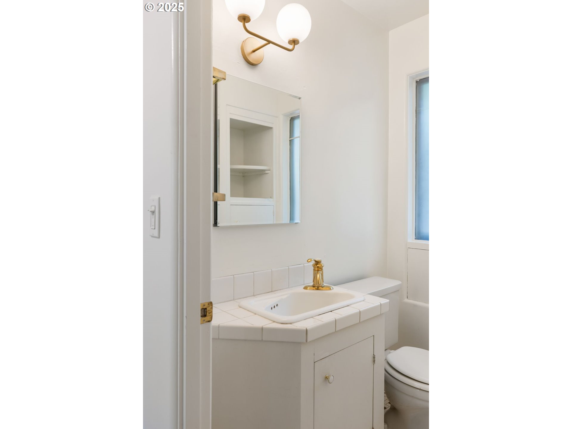 589 Ridgeway Road Lake Oswego, OR 97034 - Photo 25 of 40