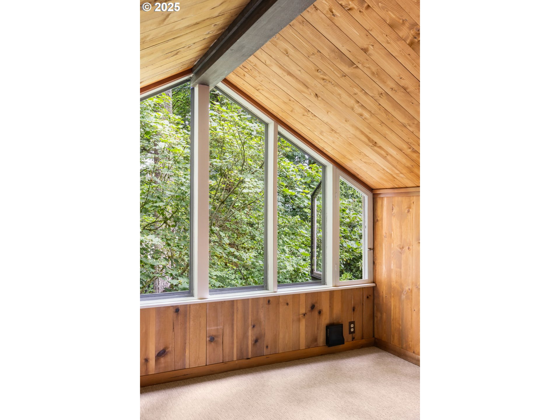 589 Ridgeway Road Lake Oswego, OR 97034 - Photo 28 of 40