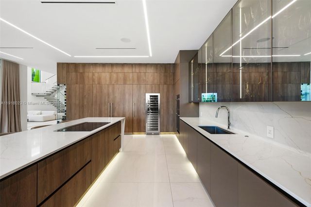 $9,990,000 | 769 Northeast 77th Terrace, Miami, FL 33138