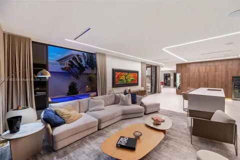 $9,990,000 | 769 Northeast 77th Terrace, Miami, FL 33138