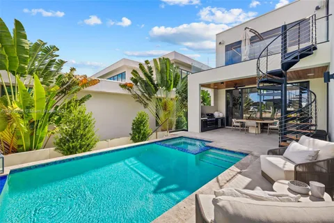 $9,990,000 | 769 Northeast 77th Terrace, Miami, FL 33138