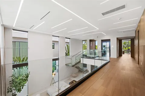 $9,990,000 | 769 Northeast 77th Terrace, Miami, FL 33138