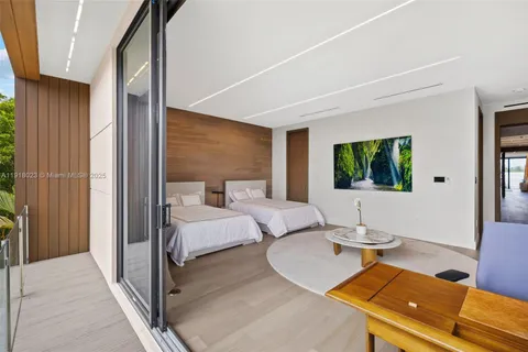 $9,990,000 | 769 Northeast 77th Terrace, Miami, FL 33138