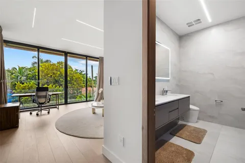 $9,990,000 | 769 Northeast 77th Terrace, Miami, FL 33138