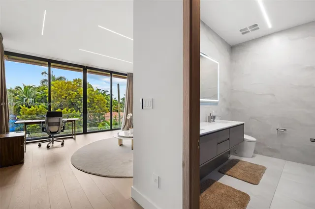 $9,990,000 | 769 Northeast 77th Terrace, Miami, FL 33138