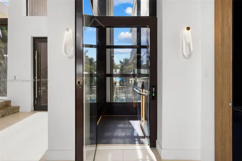 $9,990,000 | 769 Northeast 77th Terrace, Miami, FL 33138