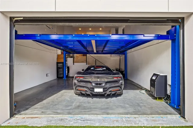 $9,990,000 | 769 Northeast 77th Terrace, Miami, FL 33138