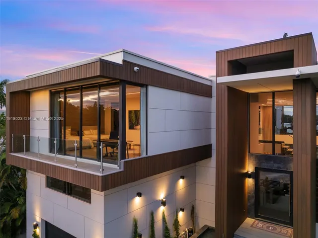 $9,990,000 | 769 Northeast 77th Terrace, Miami, FL 33138