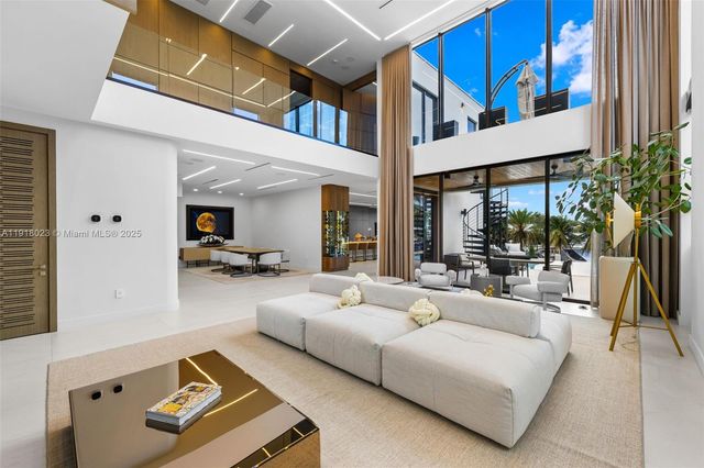 $9,990,000 | 769 Northeast 77th Terrace, Miami, FL 33138