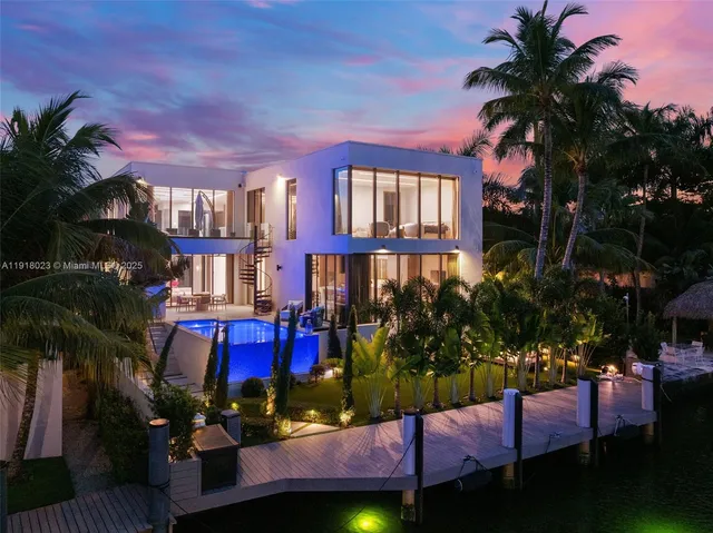 $9,990,000 | 769 Northeast 77th Terrace, Miami, FL 33138
