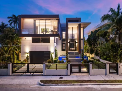 $9,990,000 | 769 Northeast 77th Terrace, Miami, FL 33138