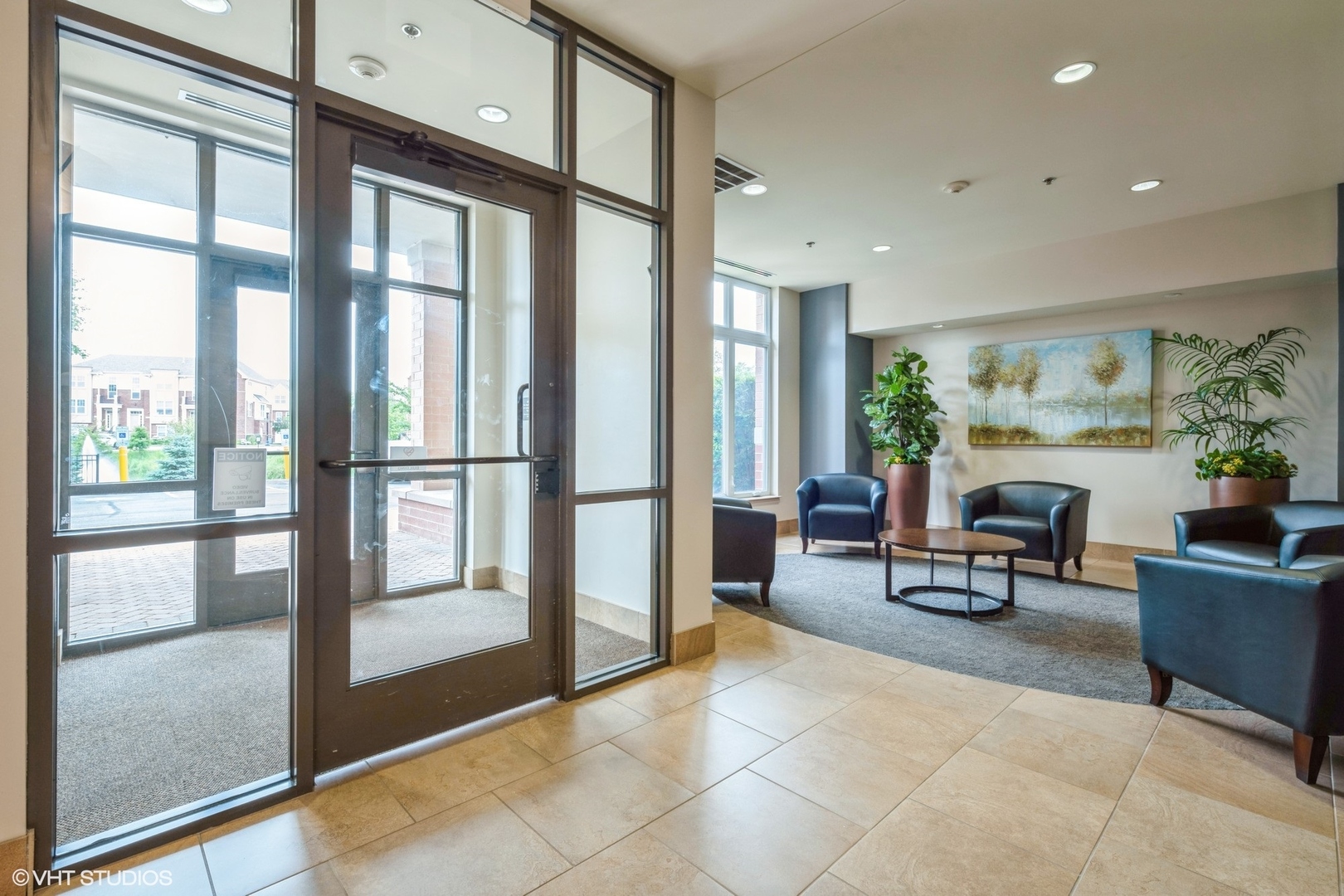 1199 East Port Clinton Road, Unit 504 Vernon Hills, IL 60061 - Photo 19 of 21